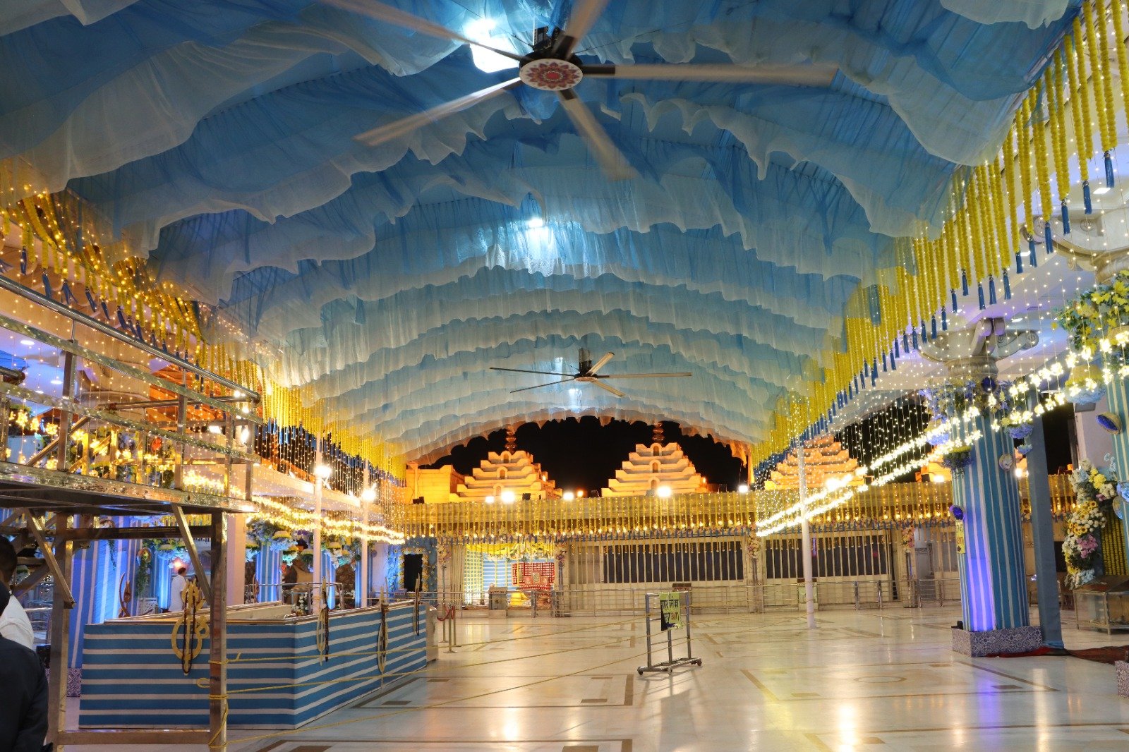 Jhandewalan Temple 7