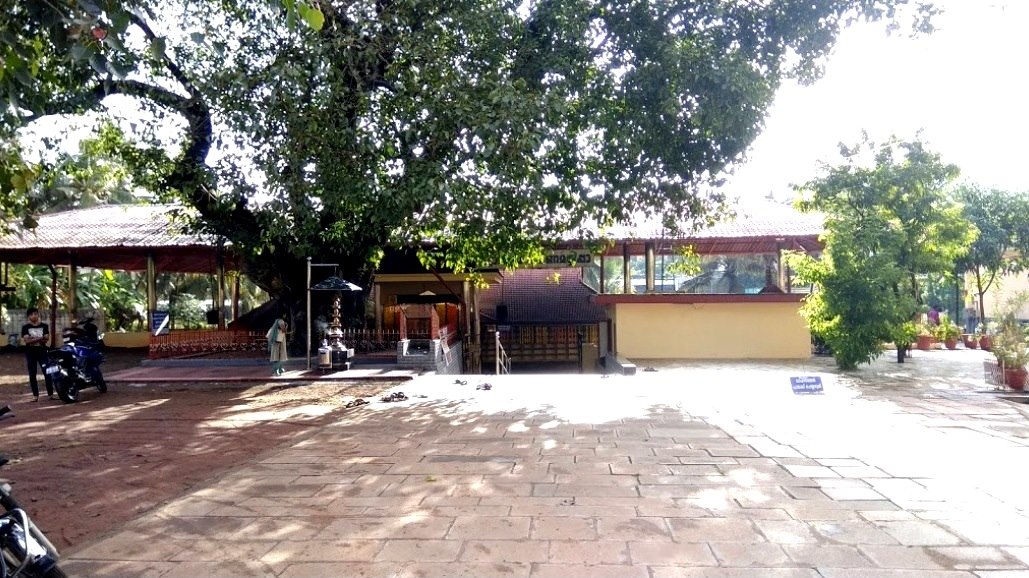 Puzhakkal Dharmashastha Temple