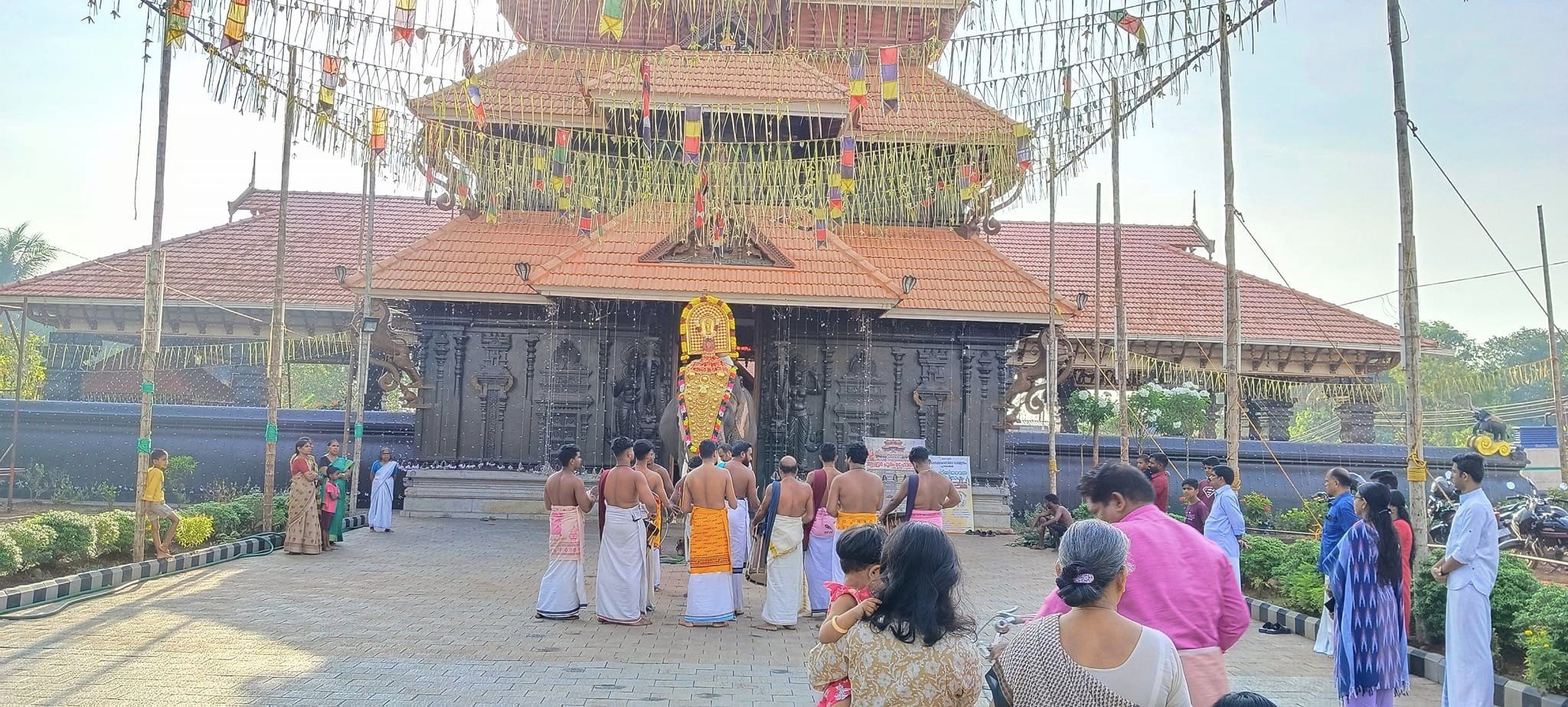 Choorakkottukavu Bhagavathy Temple 10
