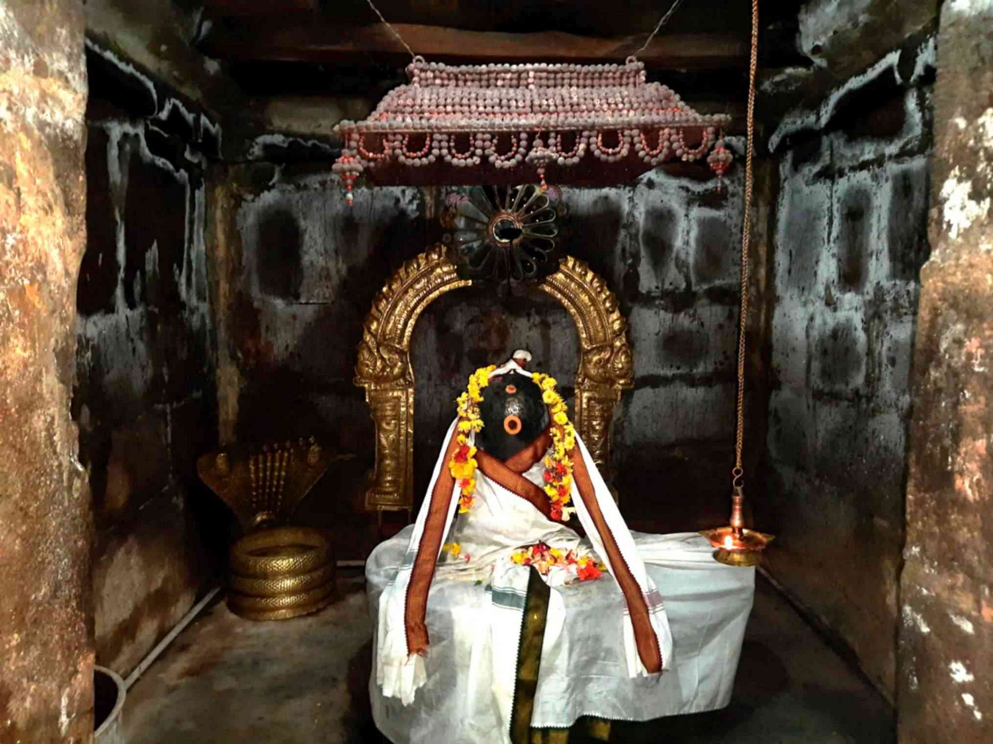 Korukkai Veeratteswarar Temple