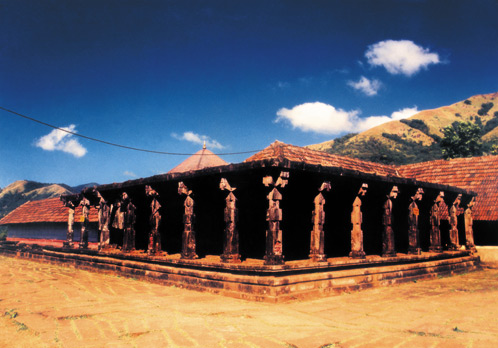 Thirunelli Temple 4