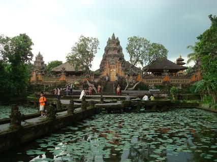 Pura Taman Saraswati 6