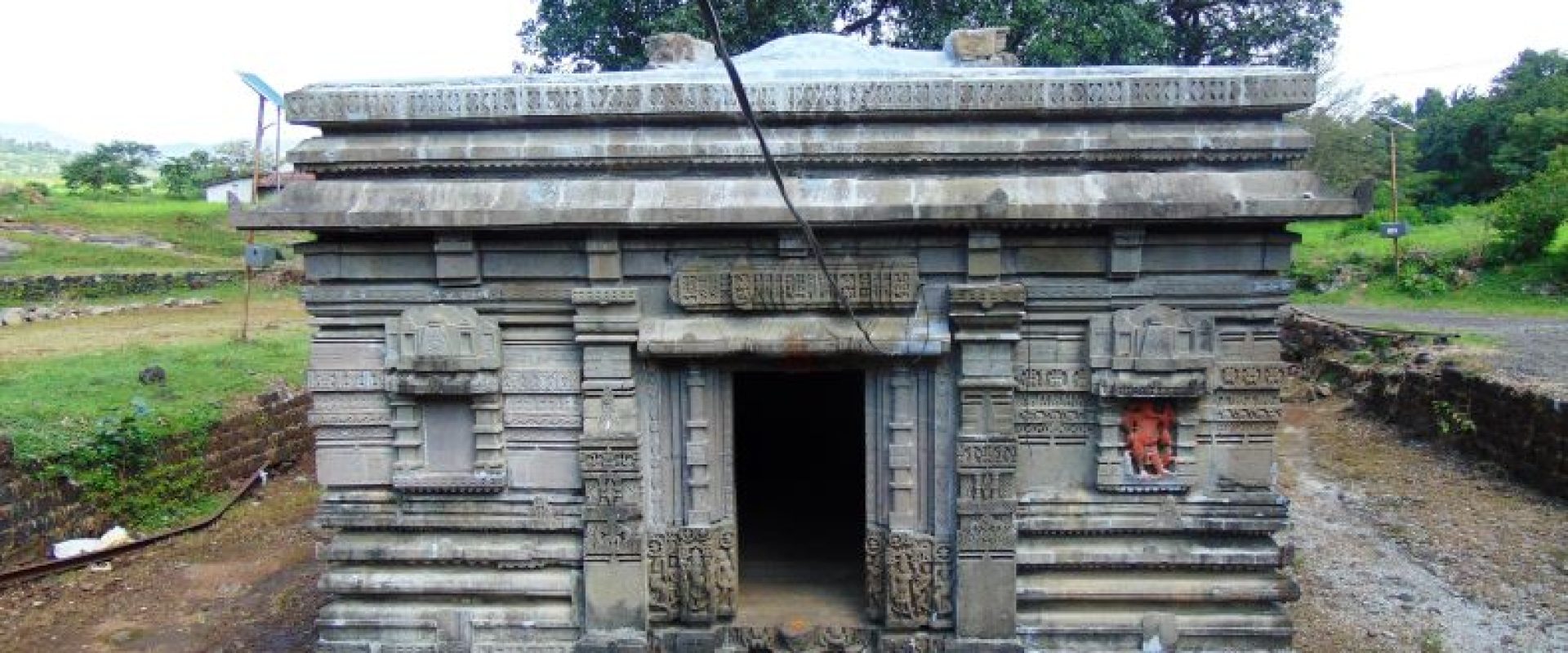 Kukdeshwar Temple 4
