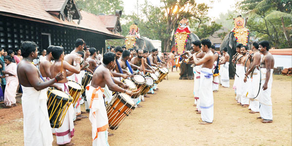 Lokanarkavu Temple 4