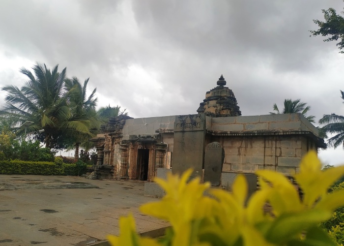 Kalleshwara Temple, Hire Hadagali