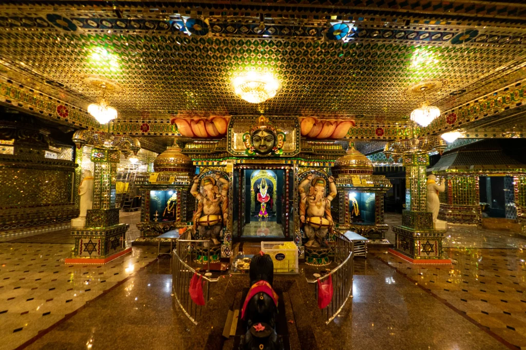 Arulmigu Sri Rajakaliamman Glass Temple 9