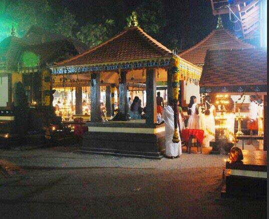 Kurakkaavu devi temple