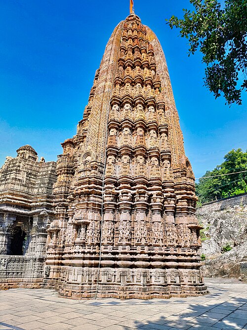 Siddhanath Temple, Nemawar 5