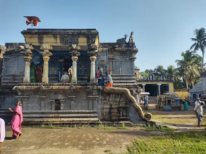 Twin Temples, Keezhaiyur 7