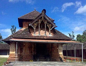 Nadapuram Iringannur Siva Temple 4