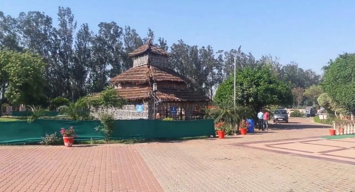 Akshaya Patra Temple, Vrindavan