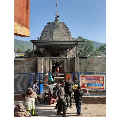 Shiv Temple, Billawar 4
