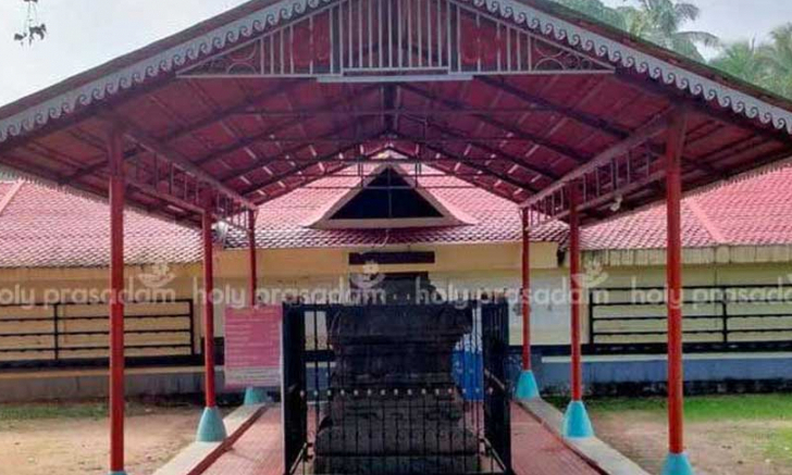Azhakotha Mahadeva temple, Kulavanmokku 6