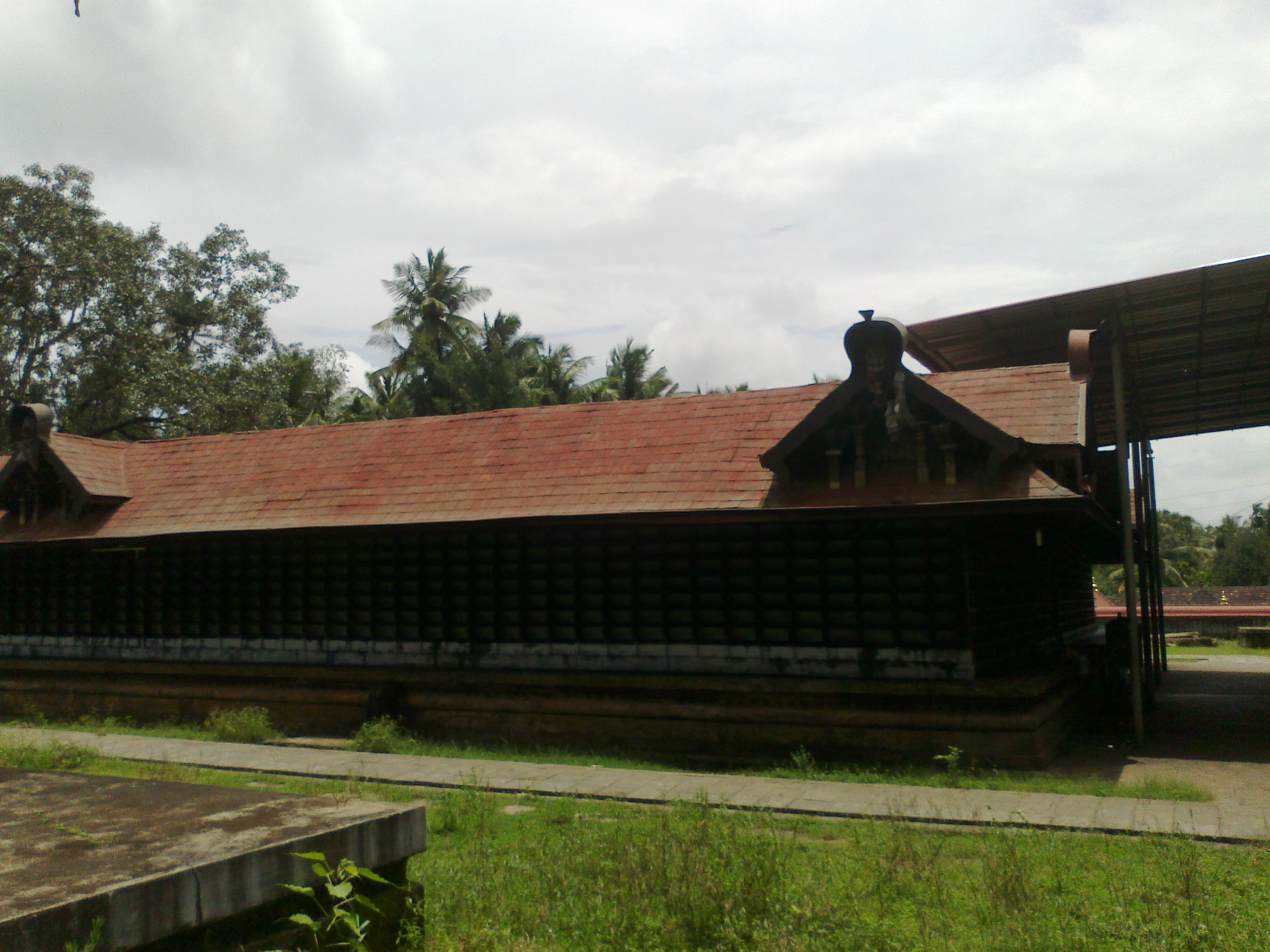 Lokanarkavu Temple 5