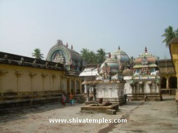 Tirumeeyachur Ilamkovil Sakalabhuvaneswarar Temple