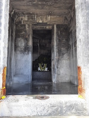 Abaya Hastha Swayambu Sri Lakshmi Narasimha Swamy Temple, Agaram Village, Hosur 4