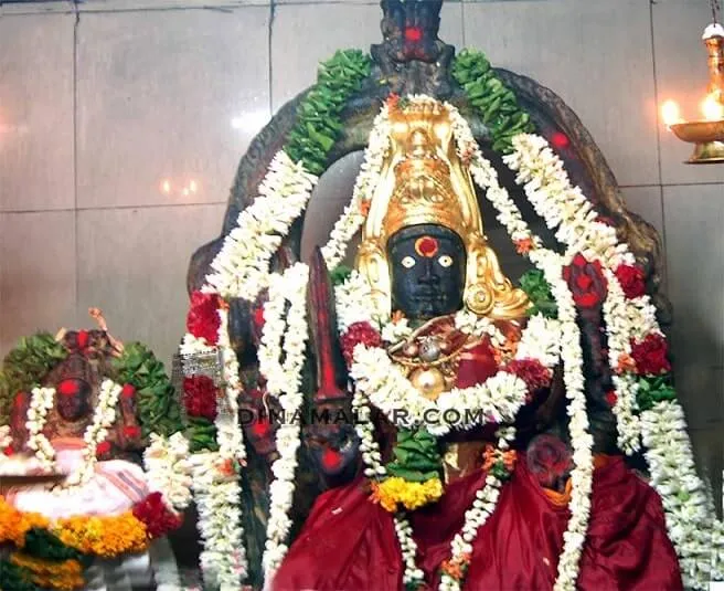 Angalaparameswari Devi Temple, Melmalayanur 4