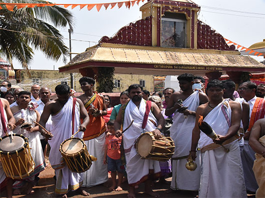 Iruvail shri durgaparameswari temple 7