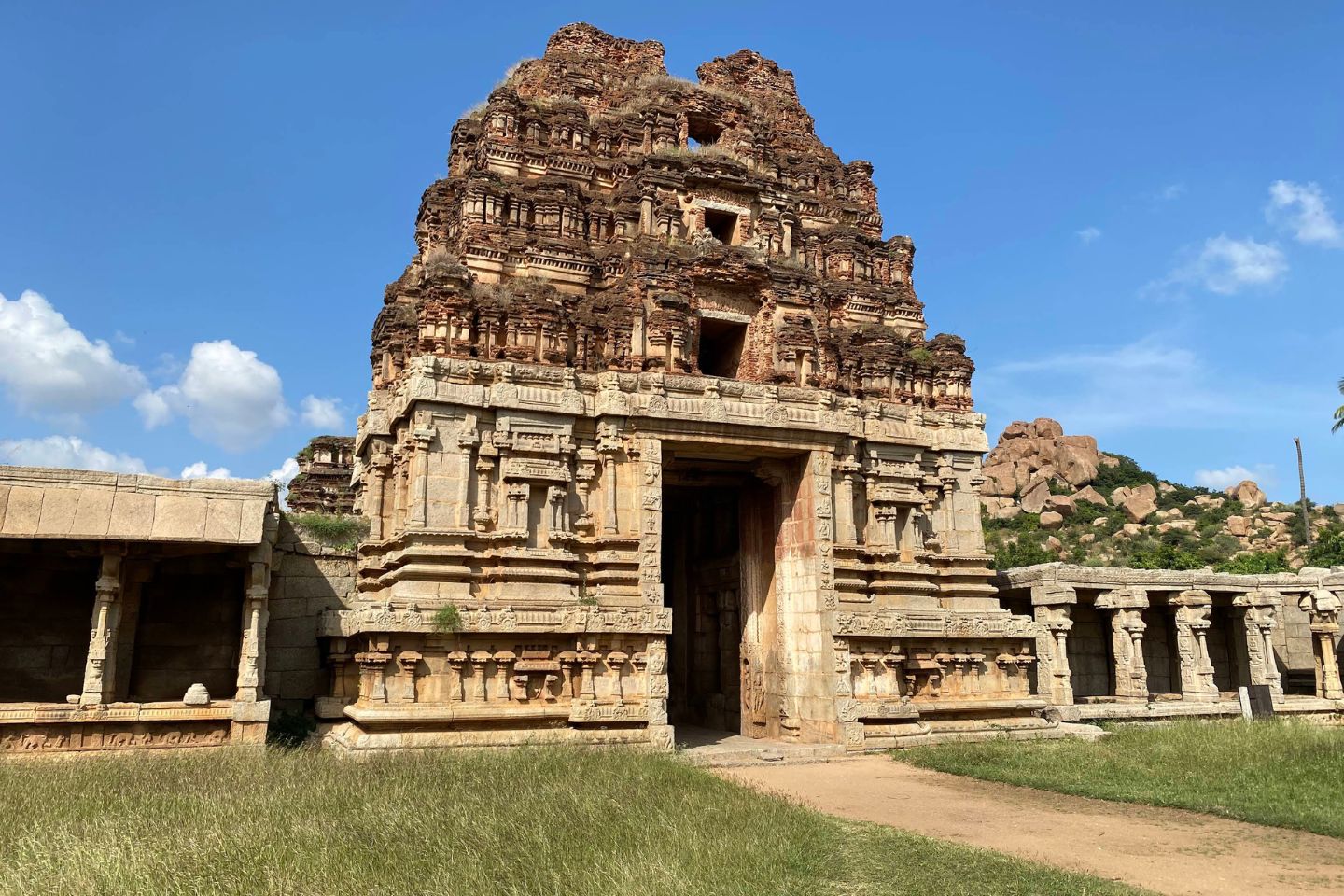 Achyutaraya temple