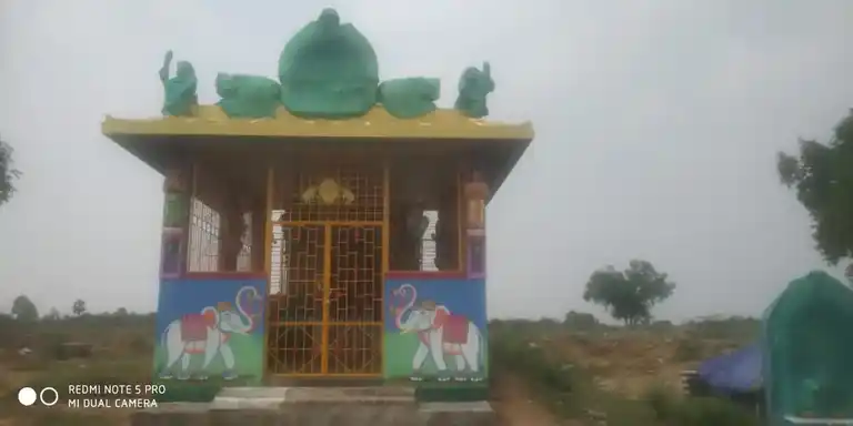 Elu Anaikatti Ayyanar temple 4