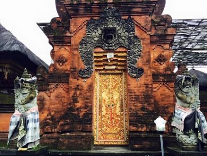 Pura Petitenget