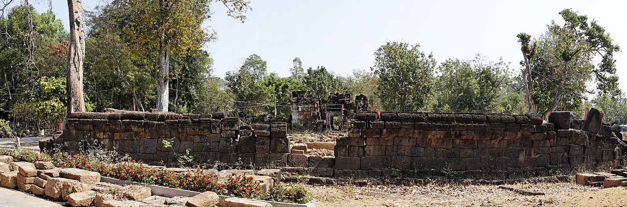 Prasat Sa Kamphaeng Noi 5