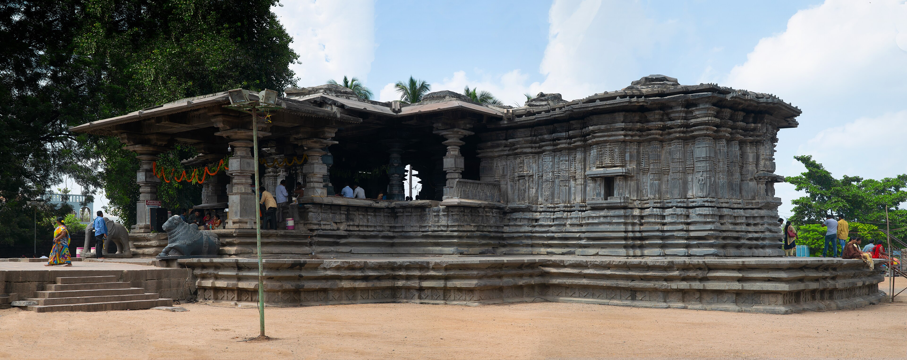 Thousand Pillar Temple
