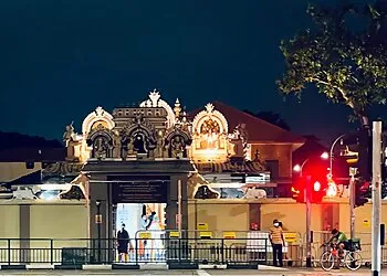 Sri Manmatha Karuneshvarar (Sivan) Temple 6