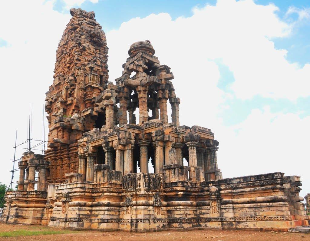 Kakanmath temple, Sihoniya 12