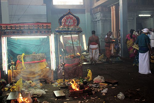Amritaghateswarar-Abirami Temple,Thirukkadaiyur 5
