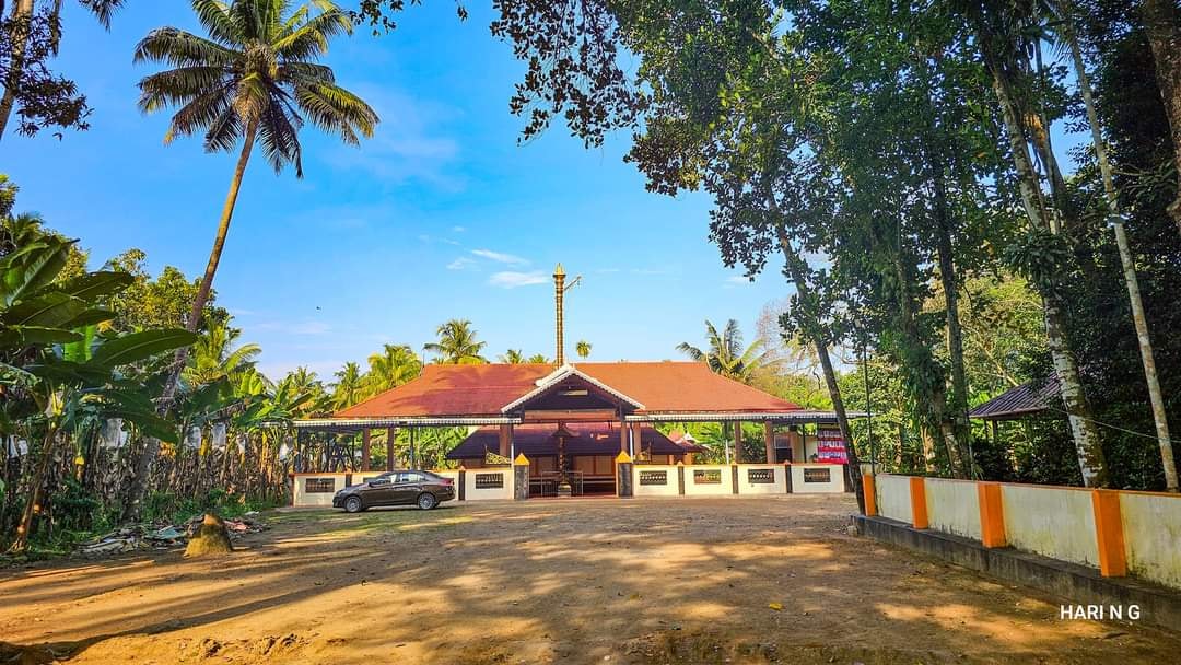 Padayanivettom 5
