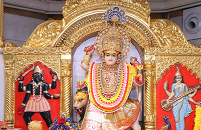 Jhandewalan Temple 4