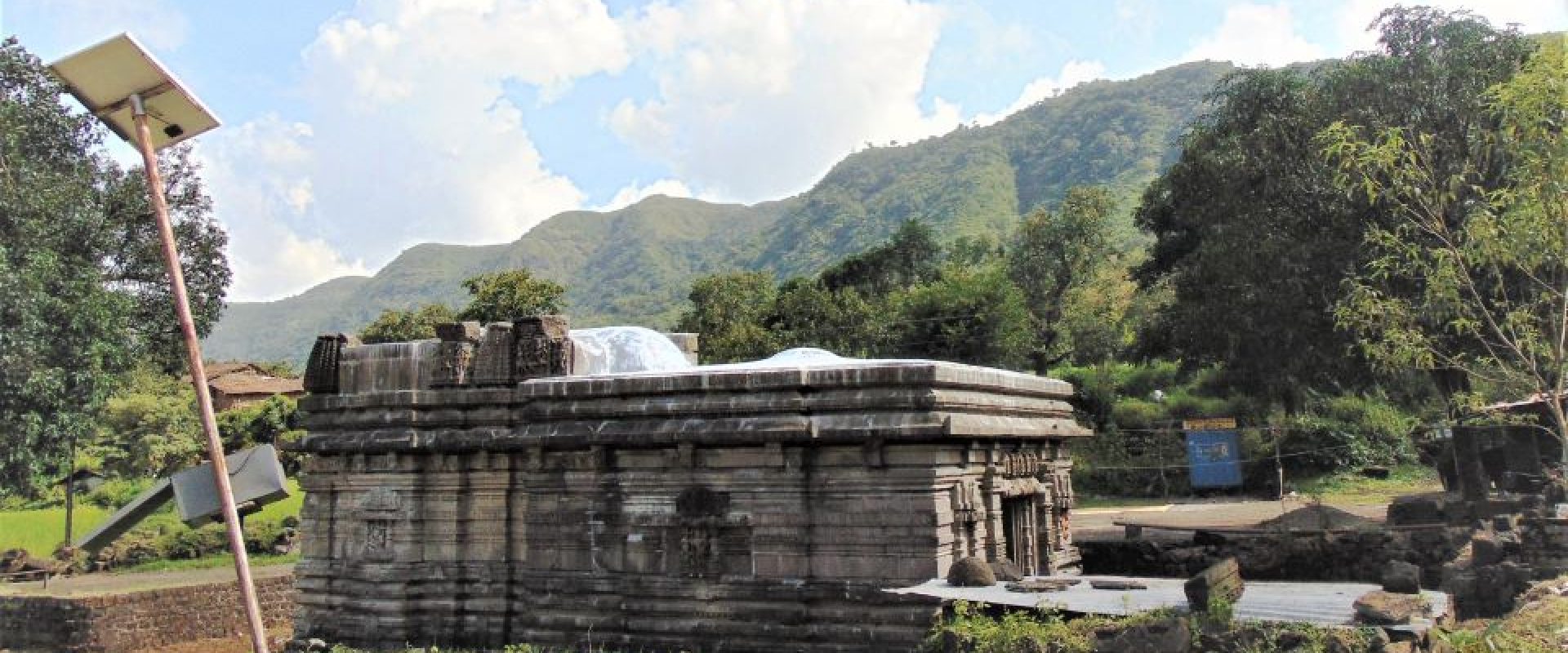 Kukdeshwar Temple 6
