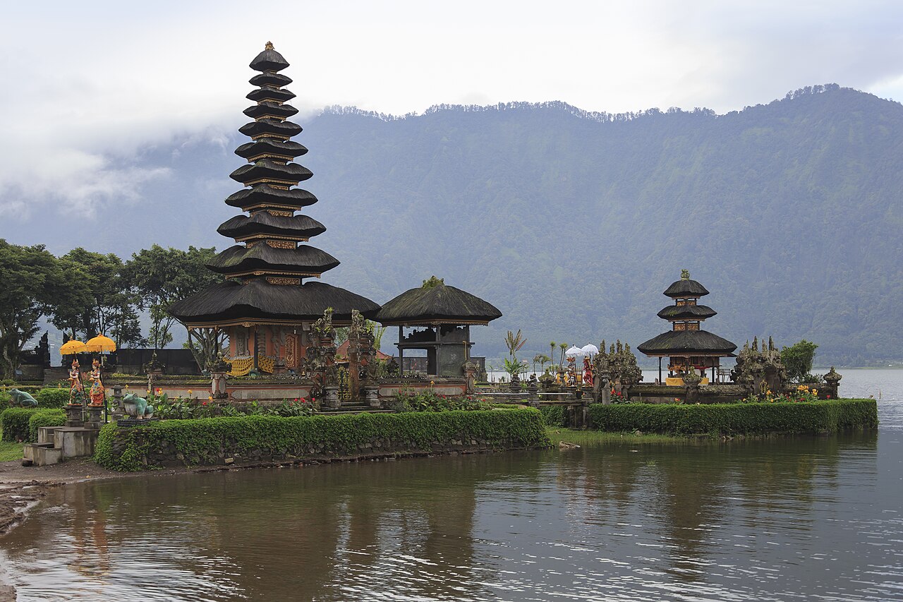 Pura Ulun Danu Bratan 5