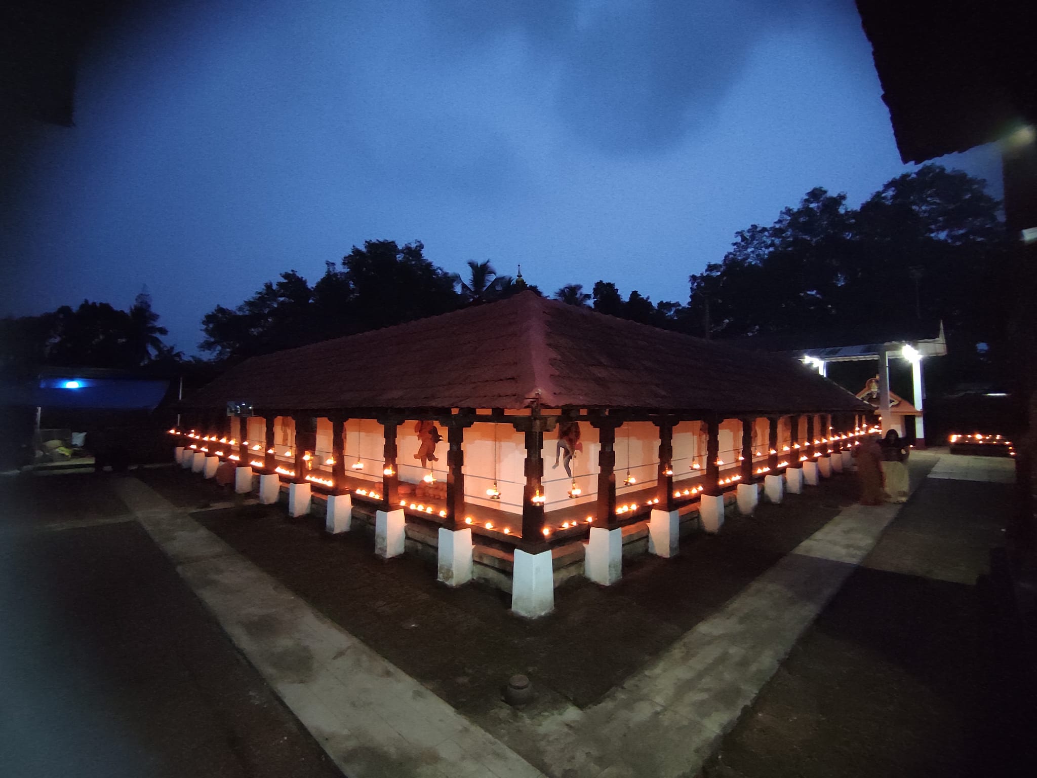 Akliyath Siva Temple 6