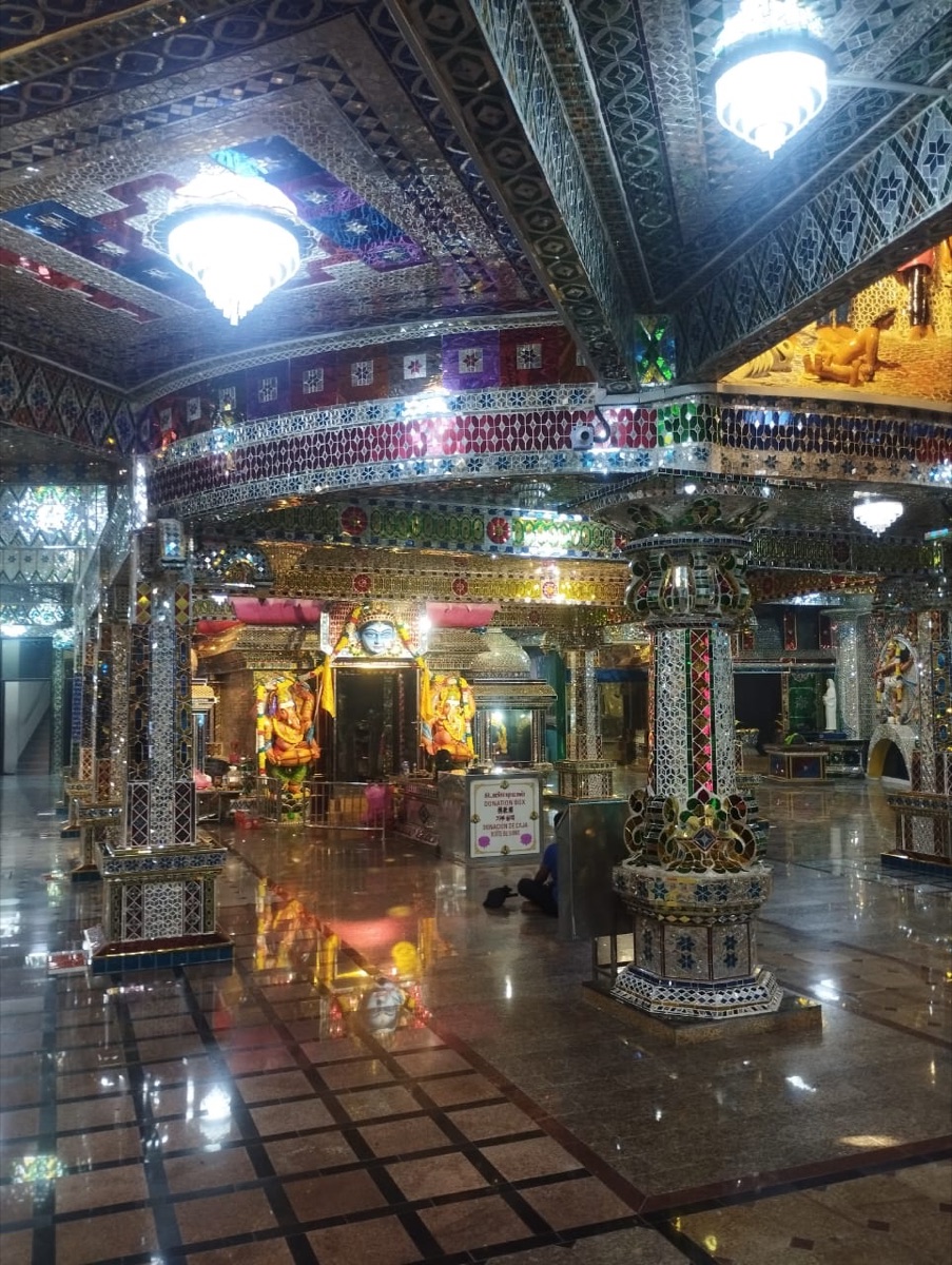 Arulmigu Sri Rajakaliamman Glass Temple 11