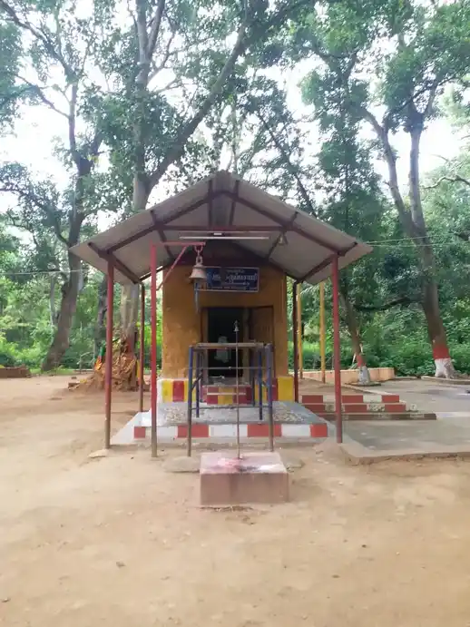 Allinagaram Veerappa Ayyanar Temple Theni