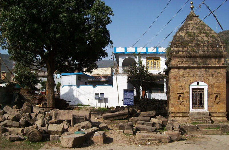 Shiv Temple, Billawar