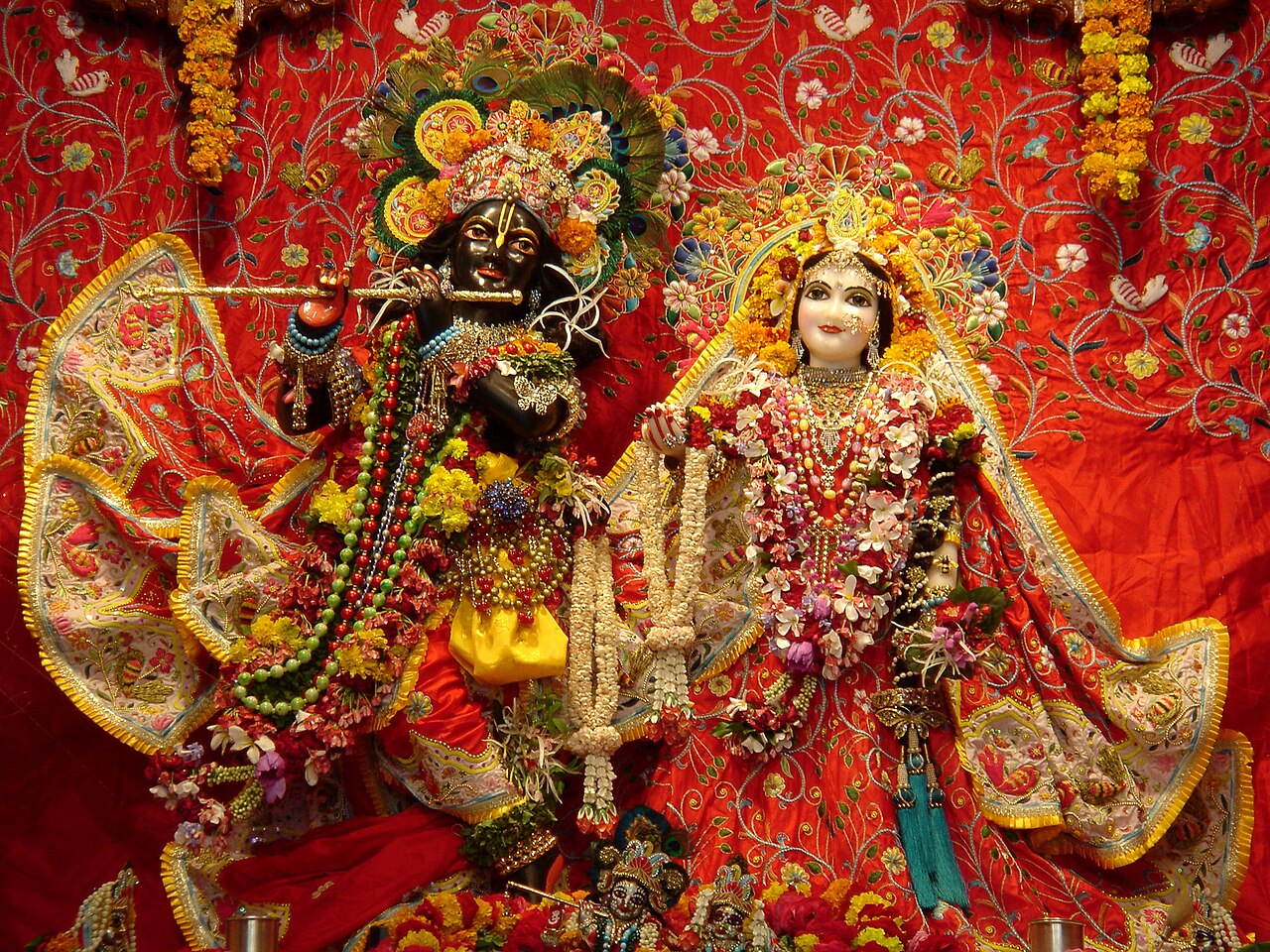 Sri Radha Shyamsundar Mandir