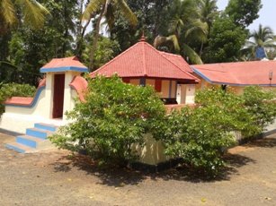 Vettakkorumakan Kavu Temple 9