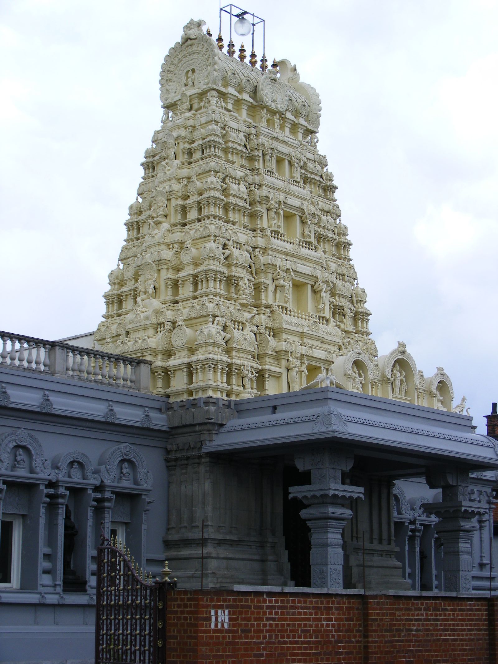 London Sri Murugan Temple