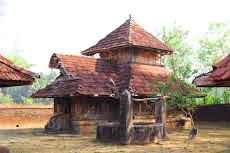 Anchumurthy Temple anikode 4