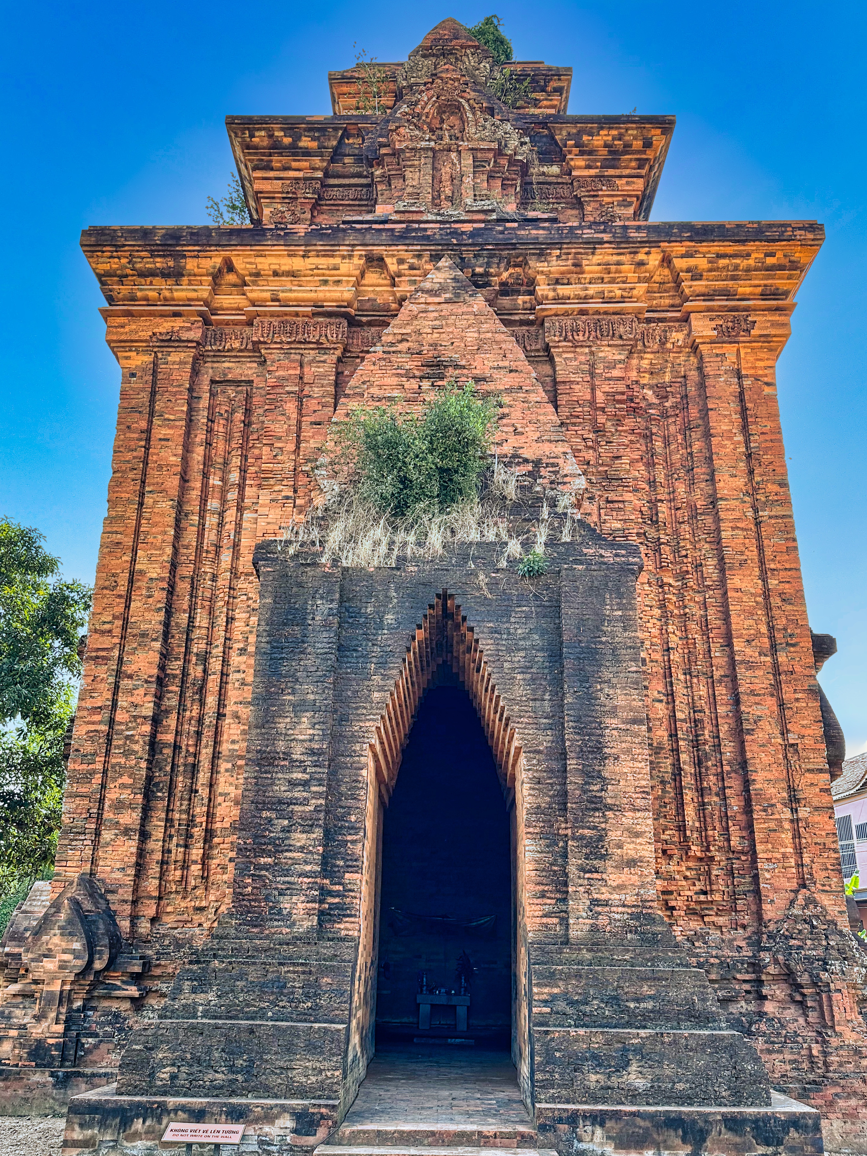 Binh Lam Cham Tower