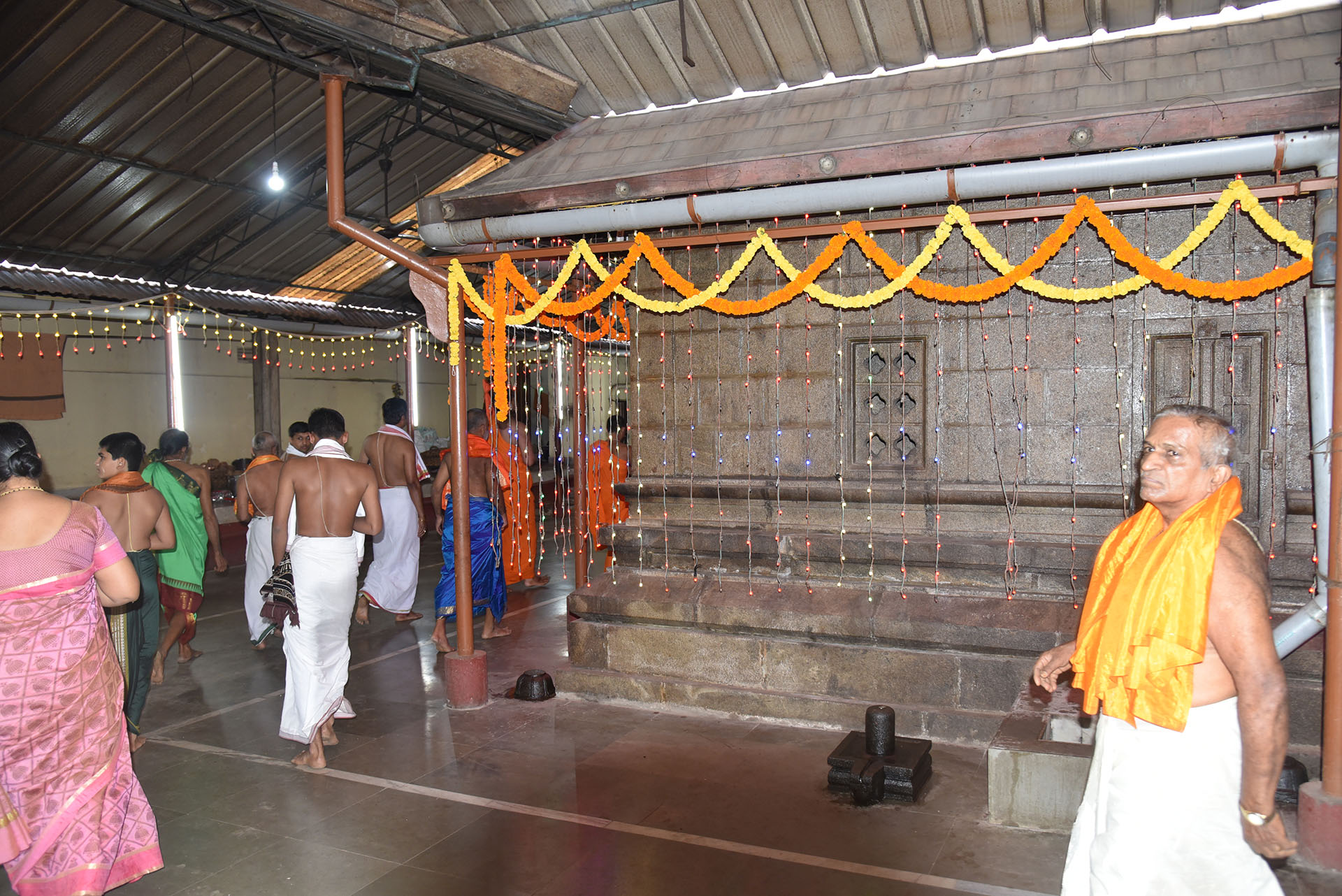 Iruvail shri durgaparameswari temple 9