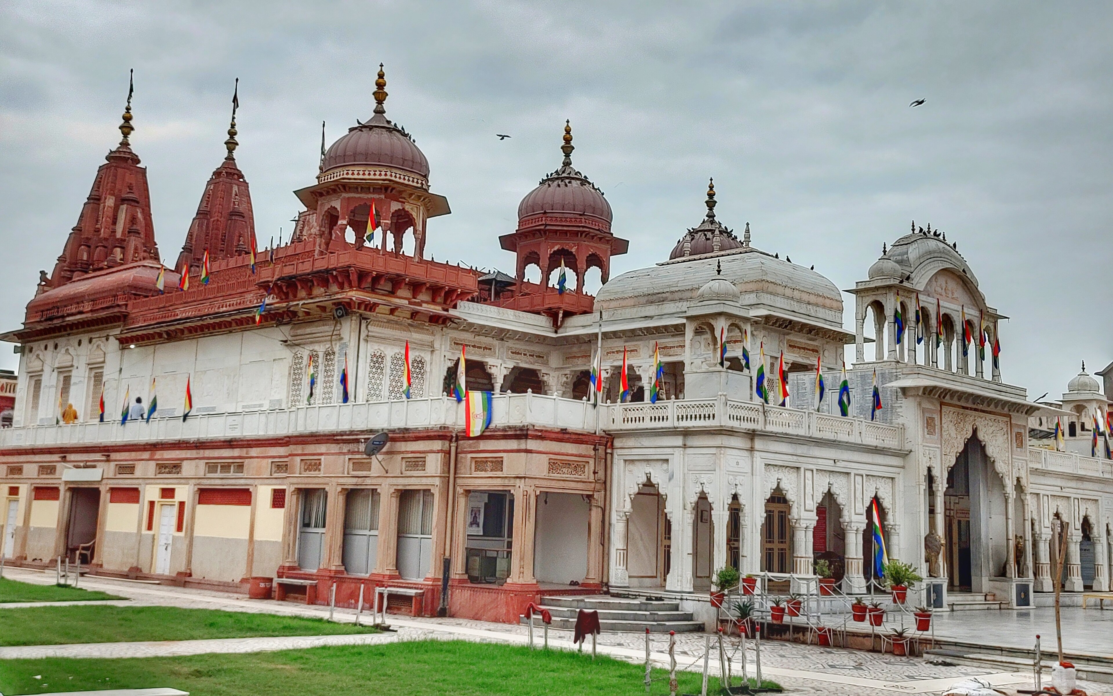 Shree Mahaveer Mandir