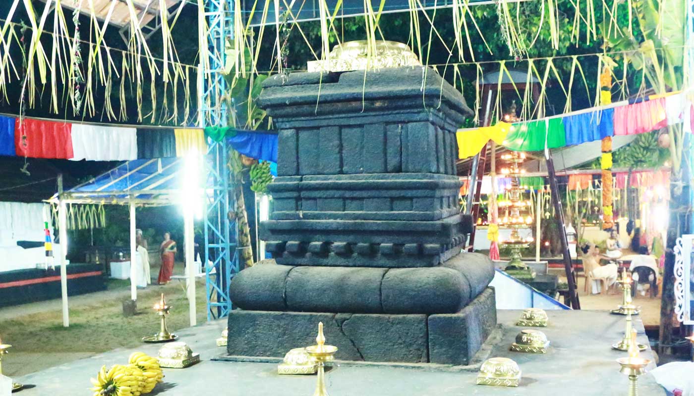 Chowalloor Siva Temple 6