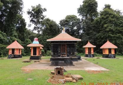Aluvamkudi Sree Mahadeva Temple 4