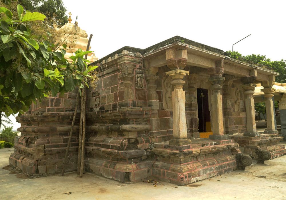 Veerabhadra Temple, Pattiseema