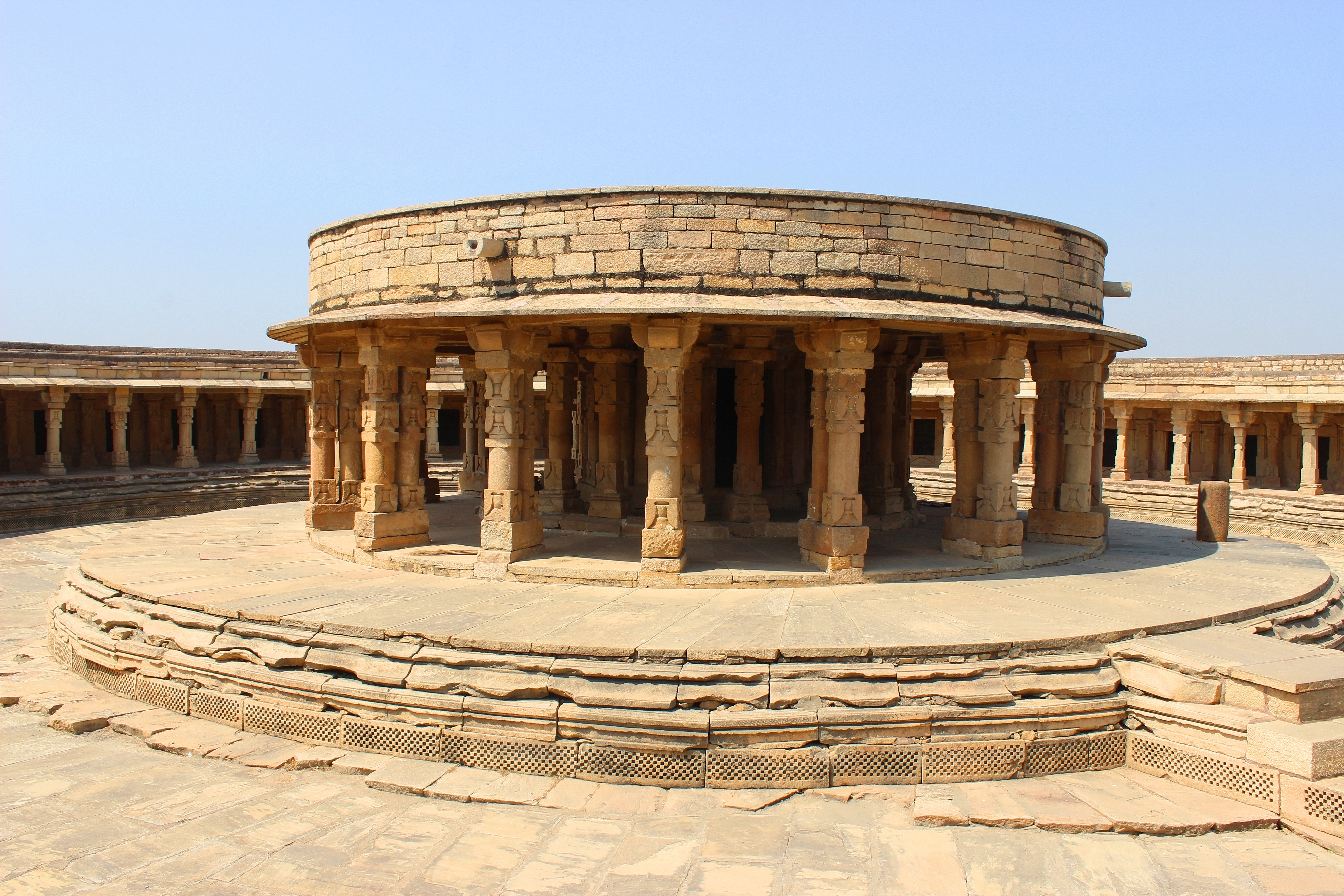 Chausath Yogini Temple, Mitaoli