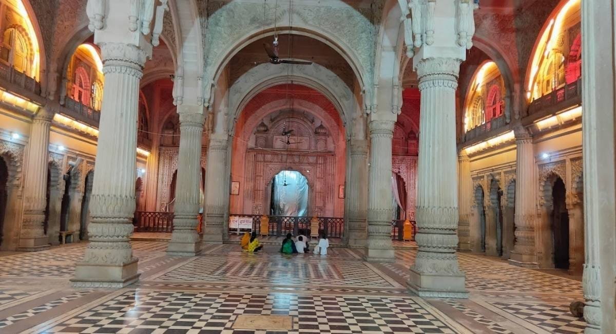 Jaipur Mandir